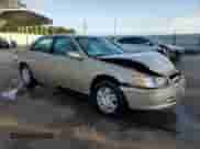 2001 Toyota Camry LE z VIN 4T1BG22K01U113094, wystawiony jako Copart lot #80082145 z przebiegiem 190 222 mil mil oraz Szkoda całkowita • Salvage title. Historia ofert i sprzedaży dostępna na DreamBid. Obrazek 4.