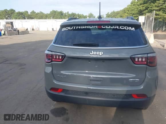2023 Jeep Compass Latitude z VIN 3C4NJDBN9PT546487, wystawiony jako IAAI lot #43053671 z przebiegiem 16 170 mil mil oraz . Historia ofert i sprzedaży dostępna na DreamBid. Obrazek 16.