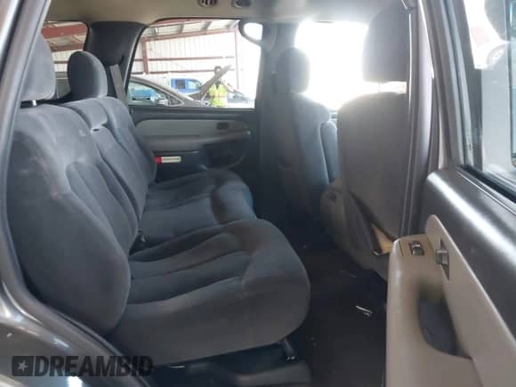 2002 Chevrolet Tahoe LS с VIN 1GNEC13V42R204400, выставлен на аукционе IAAI как лот 43093969 с пробегом 233 730 миль миль и . История ставок и продаж доступна на DreamBid. Изображение 8.
