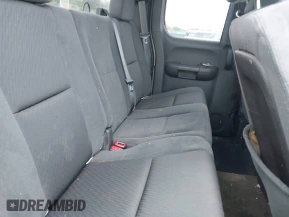 2007 Chevrolet Silverado 1500 LTZ with VIN 1GCEC19037Z591985, listed as a IAAI auction lot 43320583 with 273,703 mi miles and . Bid and sale history available at DreamBid. Image 8.