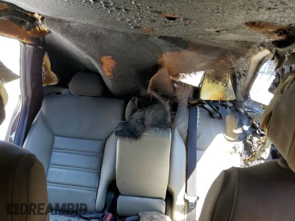 2016 Kia Sorento EX с VIN 5XYPHDA10GG044977, выставлен на аукционе Copart как лот 48550293 с пробегом Не указан миль и Списание • Salvage title. История ставок и продаж доступна на DreamBid. Изображение 10.