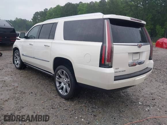 2015 Cadillac Escalade ESV Premium with VIN 1GYS4TKJ6FR708255, listed as a IAAI auction lot 42244621 with 31,407 mi miles and . Bid and sale history available at DreamBid. Image 3.
