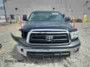 2013 Toyota Tundra z VIN 5TFDM5F11DX048428, wystawiony jako Copart lot #70872865 z przebiegiem 118 508 mil mil oraz Czysty tytuł • Clean title. Historia ofert i sprzedaży dostępna na DreamBid. Obrazek 5.