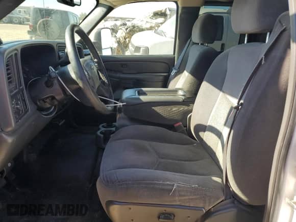 2006 Chevrolet Silverado 3500 с VIN 1GBHC39D96E241010, выставлен на аукционе Copart как лот 88733905 с пробегом Не указан миль и Списание • Salvage title. История ставок и продаж доступна на DreamBid. Изображение 7.
