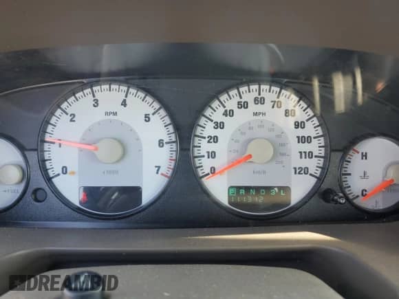 2005 Dodge Stratus SXT with VIN 1B3EL46X05N558208, listed as a Copart auction lot 71926795 with 111,312 mi miles and Salvage title. Bid and sale history available at DreamBid. Image 9.