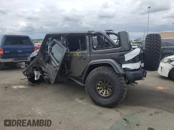 2022 Jeep Wrangler Unlimited Rubicon 392 с VIN 1C4JJXSJ7NW191095, выставлен на аукционе Copart как лот 69221045 с пробегом Не указан миль и Списание • Salvage title. История ставок и продаж доступна на DreamBid. Изображение 2.