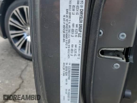 2012 Chrysler 300 S z VIN 2C3CCABGXCH279482, wystawiony jako Copart lot #80585435 z przebiegiem 166 954 mil mil oraz Nie do naprawy • Non repairable. Historia ofert i sprzedaży dostępna na DreamBid. Obrazek 12.