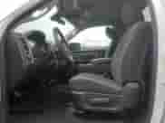 2022 Ram 1500 Tradesman с VIN 3C6JR6DTXNG187498, выставлен на аукционе Copart как лот 60326075 с пробегом 25 366 миль миль и Списание • Salvage title. История ставок и продаж доступна на DreamBid. Изображение 7.