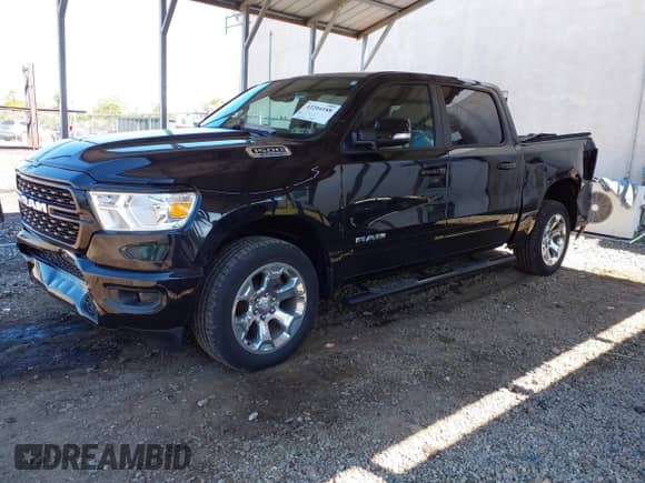 2022 Ram 1500 Big Horn z VIN 1C6RRFFG6NN439340, wystawiony jako IAAI lot #42204188 z przebiegiem 29 870 mil mil oraz . Historia ofert i sprzedaży dostępna na DreamBid. Obrazek 2.