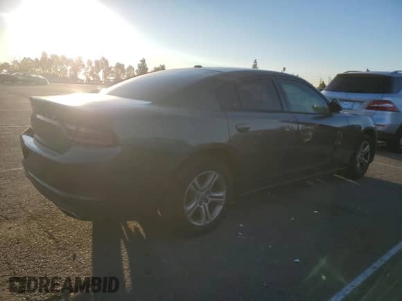2015 Dodge Charger SE with VIN 2C3CDXBG8FH745401, listed as a Copart auction lot 82486635 with 177,969 mi miles and Clean title. Bid and sale history available at DreamBid. Image 3.