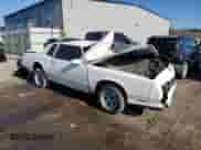 1988 Chevrolet Monte Carlo с VIN 1G1GZ11G7JP117100, выставлен на аукционе Copart как лот 82940403 с пробегом 44 705 миль миль и На запчасти • Non repairable. История ставок и продаж доступна на DreamBid. Изображение 4.