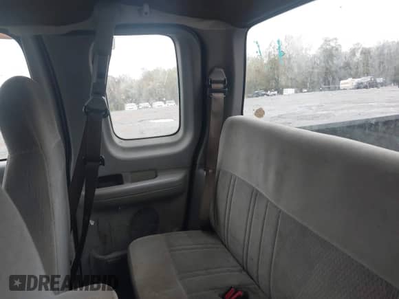 1998 Ford F-150 z VIN 1FTZX17W7WNB61721, wystawiony jako IAAI lot #43397579 z przebiegiem 348 932 mil mil oraz . Historia ofert i sprzedaży dostępna na DreamBid. Obrazek 8.