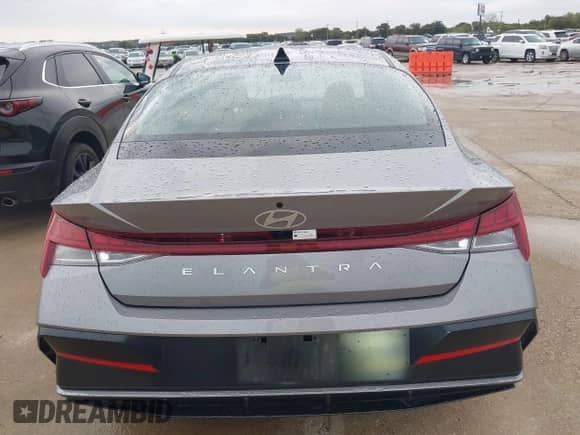 2025 Hyundai Elantra SEL Convenience с VIN KMHLS4DG7SU905803, выставлен на аукционе IAAI как лот 43529660 с пробегом 30 775 миль миль и . История ставок и продаж доступна на DreamBid. Изображение 16.