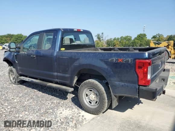 2018 Ford F-250 XL z VIN 1FT7X2B65JEC65475, wystawiony jako Copart lot #72090195 z przebiegiem 128 529 mil mil oraz Szkoda całkowita • Salvage title. Historia ofert i sprzedaży dostępna na DreamBid. Obrazek 2.