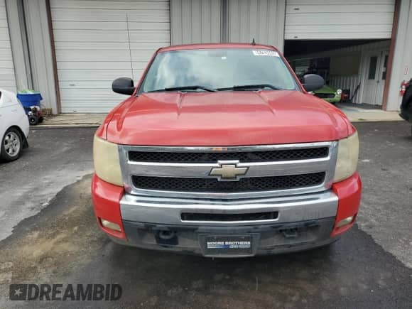 2011 Chevrolet Silverado 1500 LT с VIN 1GCRKSE38BZ256563, выставлен на аукционе Copart как лот 84783445 с пробегом 225 883 миль миль и Чистый • Clean title. История ставок и продаж доступна на DreamBid. Изображение 5.