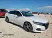 2021 Honda Accord Touring z VIN 1HGCV3F92MA013498, wystawiony jako Copart lot #59979535 z przebiegiem 78 473 mil mil oraz Czysty tytuł • Clean title. Historia ofert i sprzedaży dostępna na DreamBid. Obrazek 4.