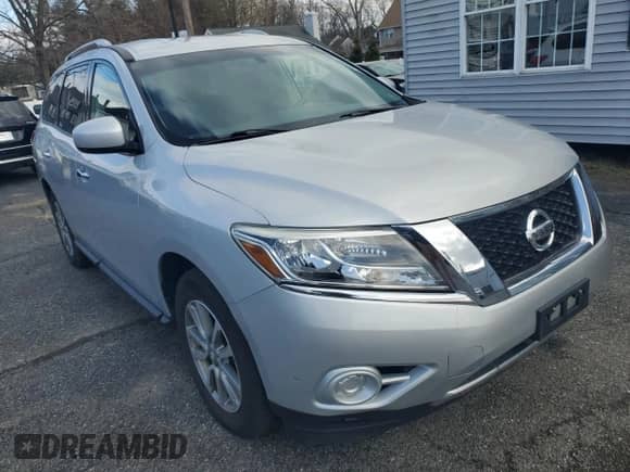 2016 Nissan Pathfinder SV z VIN 5N1AR2MM4GC648691, wystawiony jako Copart lot #87178515 z przebiegiem 91 118 mil mil oraz Czysty tytuł • Clean title. Historia ofert i sprzedaży dostępna na DreamBid. Obrazek 1.