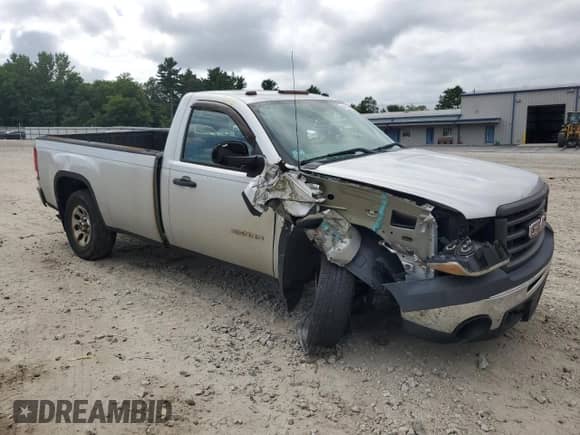 2011 GMC Sierra 1500 Work Truck z VIN 1GTN2TEA3BZ172539, wystawiony jako Copart lot #68126505 z przebiegiem 83 942 mil mil oraz Czysty tytuł • Clean title. Historia ofert i sprzedaży dostępna na DreamBid. Obrazek 4.