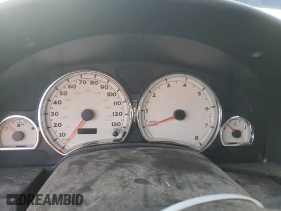 2007 Saturn VUE V6 z VIN 5GZCZ53477S841972, wystawiony jako Copart lot #81641554 z przebiegiem Nie podano mil oraz Czysty tytuł • Clean title. Historia ofert i sprzedaży dostępna na DreamBid. Obrazek 9.