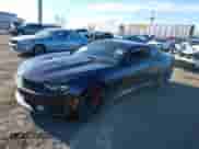 2023 Chevrolet Camaro 1SS z VIN 1G1FE1R75P0100759, wystawiony jako IAAI lot #41743238 z przebiegiem 41 414 mil mil oraz . Historia ofert i sprzedaży dostępna na DreamBid. Obrazek 2.