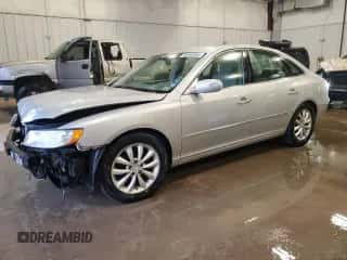 2008 Hyundai Azera Limited с VIN KMHFC46F38A273424, выставлен на аукционе Copart как лот 85992084 с пробегом Не указан миль и На запчасти • Non repairable. История ставок и продаж доступна на DreamBid. Изображение 1.