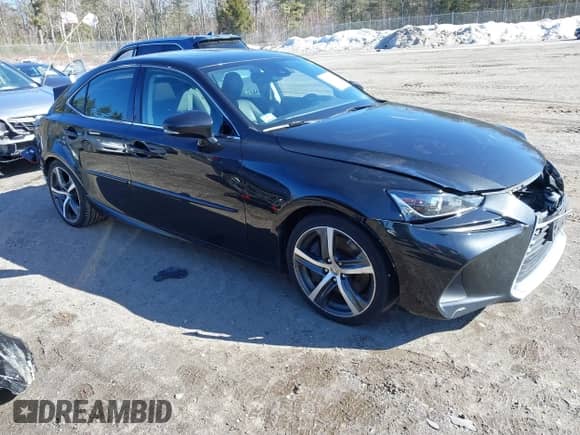 2018 Lexus IS 300 z VIN JTHC81D22J5030353, wystawiony jako IAAI lot #41747231 z przebiegiem 61 614 mil mil oraz . Historia ofert i sprzedaży dostępna na DreamBid. Obrazek 1.