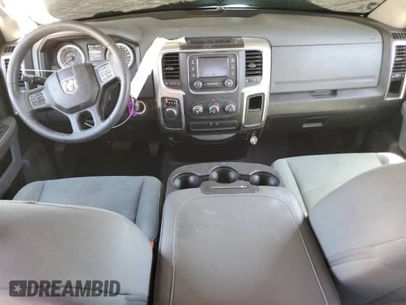 2016 Ram 1500 SLT z VIN 1C6RR6GG5GS227340, wystawiony jako Copart lot #67134575 z przebiegiem 92 982 mil mil oraz Szkoda całkowita • Salvage title. Historia ofert i sprzedaży dostępna na DreamBid. Obrazek 8.