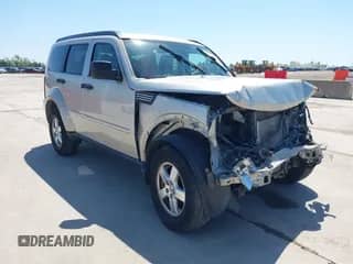 2009 Dodge Nitro SE с VIN 1D8GT28K99W513413, выставлен на аукционе IAAI как лот 39462494 с пробегом 196 456 миль миль и . История ставок и продаж доступна на DreamBid. Изображение 1.