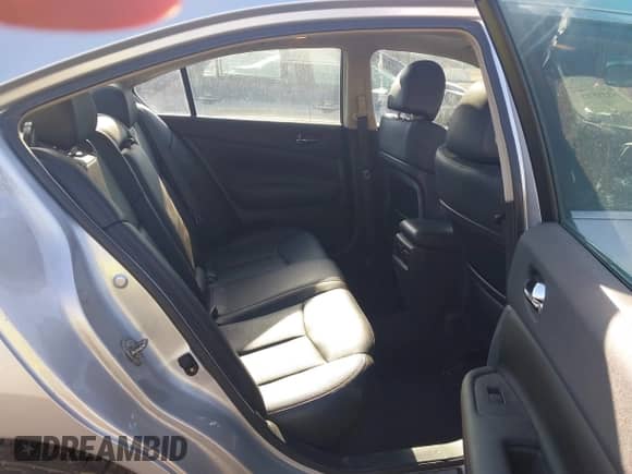 2013 Nissan Maxima SV z VIN 1N4AA5APXDC818212, wystawiony jako IAAI lot #43353776 z przebiegiem 132 989 mil mil oraz . Historia ofert i sprzedaży dostępna na DreamBid. Obrazek 8.