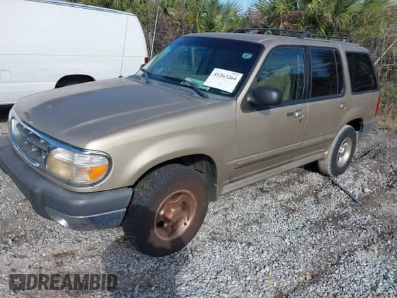 1999 Ford Explorer XL with VIN 1FMZU32X7XUB01672, listed as a IAAI auction lot 41263264 with 148,134 mi miles and . Bid and sale history available at DreamBid. Image 2.