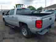 2017 Chevrolet Silverado 1500 Work Truck z VIN 3GCUKNEC8HG515623, wystawiony jako IAAI lot #42752210 z przebiegiem 166 066 mil mil oraz . Historia ofert i sprzedaży dostępna na DreamBid. Obrazek 3.