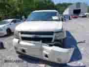 2011 Chevrolet Suburban LTZ с VIN 1GNSKKE36BR396202, выставлен на аукционе IAAI как лот 42928057 с пробегом 172 568 миль миль и . История ставок и продаж доступна на DreamBid. Изображение 12.