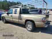 2000 Chevrolet Silverado 1500 LS z VIN 2GCEC19T1Y1270581, wystawiony jako Copart lot #82360295 z przebiegiem Nie podano mil oraz Szkoda całkowita • Salvage title. Historia ofert i sprzedaży dostępna na DreamBid. Obrazek 2.