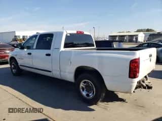 2007 Dodge 1500 SLT z VIN 3D7KR19D97G701979, wystawiony jako Copart lot #90297205 z przebiegiem 250 588 mil mil oraz Szkoda całkowita • Salvage title. Historia ofert i sprzedaży dostępna na DreamBid. Obrazek 2.