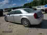 2006 Chrysler 300 C with VIN 2C3KA63H56H509651, listed as a Copart auction lot 81246635 with 180,669 mi miles and Salvage title. Bid and sale history available at DreamBid. Image 2.