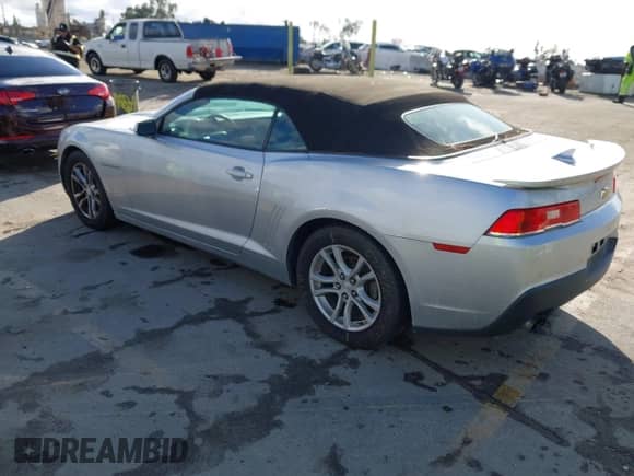 2015 Chevrolet Camaro LT z VIN 2G1FD3D31F9285948, wystawiony jako IAAI lot #43457380 z przebiegiem 163 368 mil mil oraz . Historia ofert i sprzedaży dostępna na DreamBid. Obrazek 3.