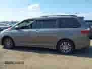 2018 Toyota Sienna XLE Auto Access Seat with VIN 5TDYZ3DC4JS940637, listed as a IAAI auction lot 42780286 with 111,733 mi miles and . Bid and sale history available at DreamBid. Image 14.