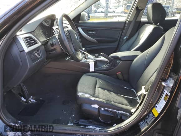 2014 BMW 3 Series 320i xDrive с VIN WBA3C3G54ENR25783, выставлен на аукционе Copart как лот 46193455 с пробегом 93 164 миль миль и Чистый • Clean title. История ставок и продаж доступна на DreamBid. Изображение 7.