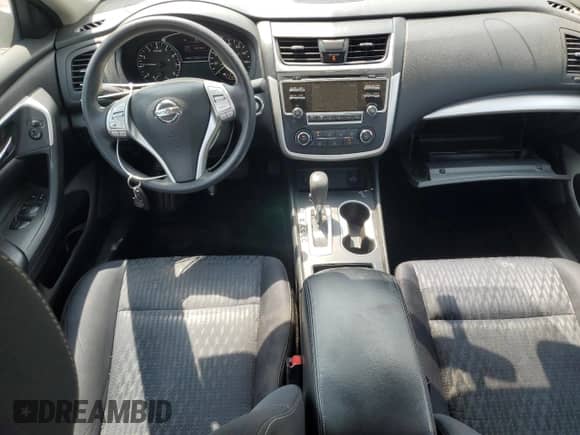2015 Nissan Altima SV с VIN 1N4AL3AP1FC149409, выставлен на аукционе Copart как лот 70722785 с пробегом 165 830 миль миль и Списание • Salvage title. История ставок и продаж доступна на DreamBid. Изображение 8.
