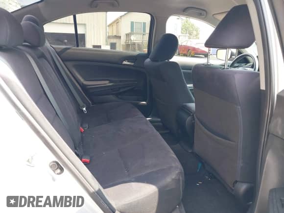 2012 Honda Accord LX Premium с VIN 1HGCP2F43CA179245, выставлен на аукционе IAAI как лот 42924518 с пробегом 108 740 миль миль и . История ставок и продаж доступна на DreamBid. Изображение 8.