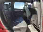 2015 Jeep Grand Cherokee High Altitude z VIN 1C4RJFCM3FC882486, wystawiony jako Copart lot #68382555 z przebiegiem 114 453 mil mil oraz Szkoda całkowita • Salvage title. Historia ofert i sprzedaży dostępna na DreamBid. Obrazek 11.