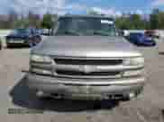 2003 Chevrolet Tahoe LT z VIN 1GNEK13ZX3R223136, wystawiony jako Copart lot #81438505 z przebiegiem 210 360 mil mil oraz Czysty tytuł • Clean title. Historia ofert i sprzedaży dostępna na DreamBid. Obrazek 5.