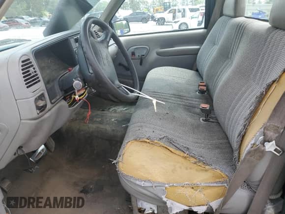 1995 GMC Sierra 1500 с VIN 1GTEC14Z4SZ551770, выставлен на аукционе Copart как лот 54618585 с пробегом 2 364 247 миль миль и Списание • Salvage title. История ставок и продаж доступна на DreamBid. Изображение 7.