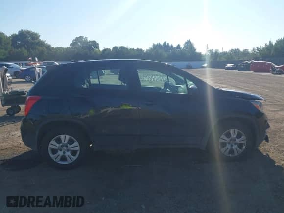 2018 Chevrolet Trax LS с VIN 3GNCJKSB9JL347259, выставлен на аукционе IAAI как лот 43116960 с пробегом 186 183 миль миль и . История ставок и продаж доступна на DreamBid. Изображение 14.
