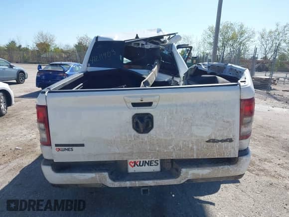 2020 Ram 1500 Big Horn with VIN 1C6RRFFG0LN283115, listed as a IAAI auction lot 42211903 with 68,803 mi miles and . Bid and sale history available at DreamBid. Image 16.