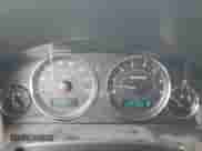 2006 Jeep Commander Limited z VIN 1J8HG58N66C323142, wystawiony jako Copart lot #65427535 z przebiegiem 125 181 mil mil oraz Szkoda całkowita • Salvage title. Historia ofert i sprzedaży dostępna na DreamBid. Obrazek 9.