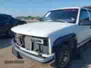 1999 Chevrolet Suburban with VIN 3GNGC26R1XG186362, listed as a IAAI auction lot 43102680 with 259,379 mi miles and . Bid and sale history available at DreamBid. Image 6.