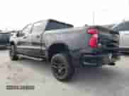 2024 Chevrolet Silverado 1500 Custom Trail Boss z VIN 3GCPDCEK8RG398601, wystawiony jako Copart lot #88468505 z przebiegiem 933 mil mil oraz Szkoda całkowita • Salvage title. Historia ofert i sprzedaży dostępna na DreamBid. Obrazek 2.