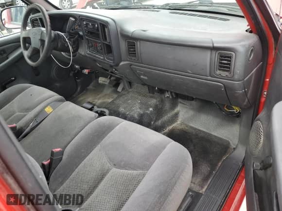 2006 Chevrolet Silverado 1500 Work Truck с VIN 3GCEC14V86G151553, выставлен на аукционе Copart как лот 52284265 с пробегом 122 016 миль миль и Списание • Salvage title. История ставок и продаж доступна на DreamBid. Изображение 8.