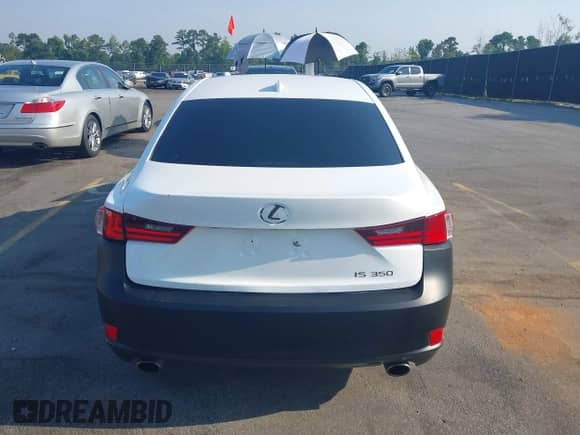 2014 Lexus IS 350 с VIN JTHBE1D25E5006266, выставлен на аукционе IAAI как лот 42563080 с пробегом 142 144 миль миль и . История ставок и продаж доступна на DreamBid. Изображение 17.